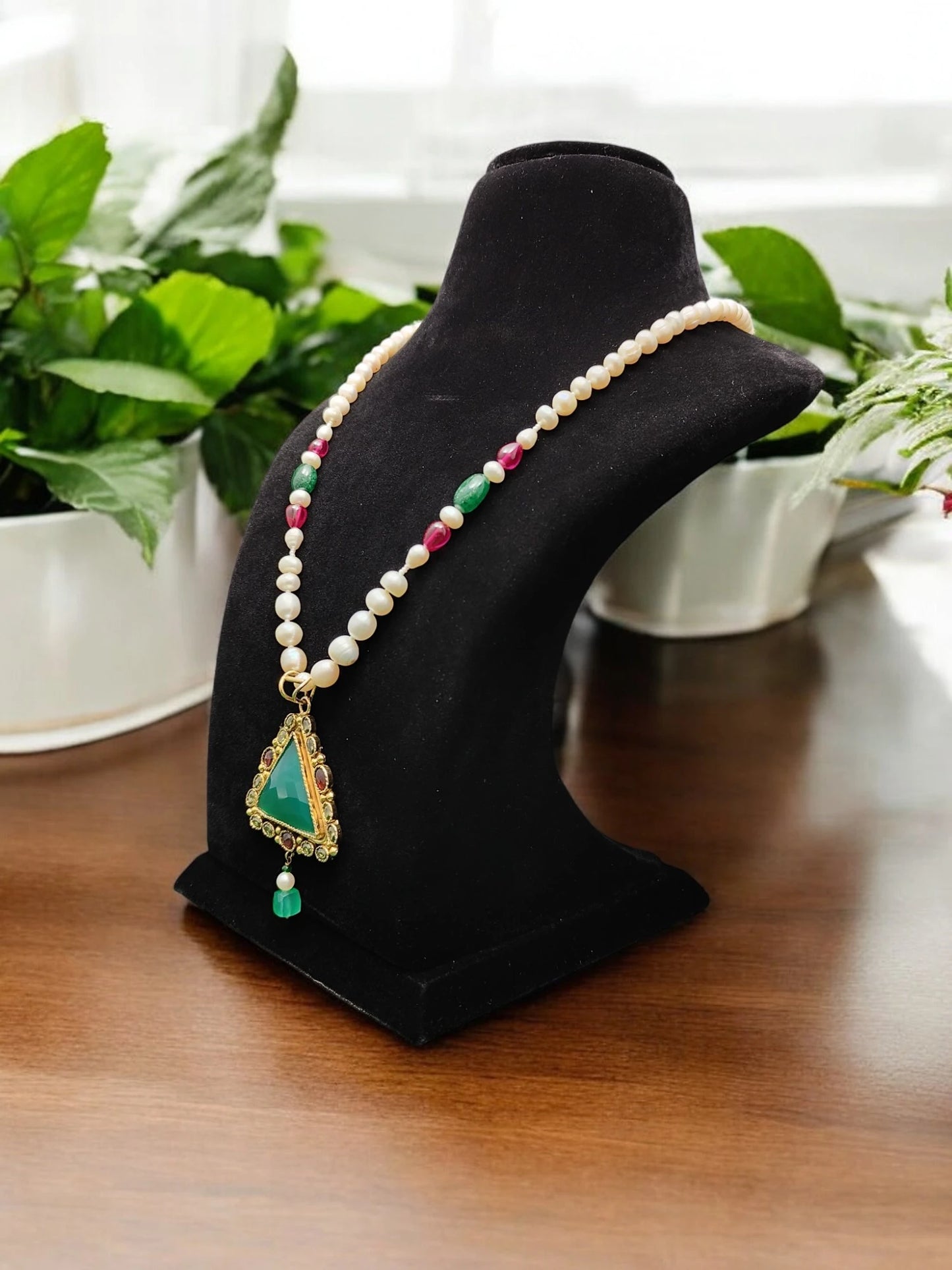 Pihu Semi-Pr. Navratan Necklace