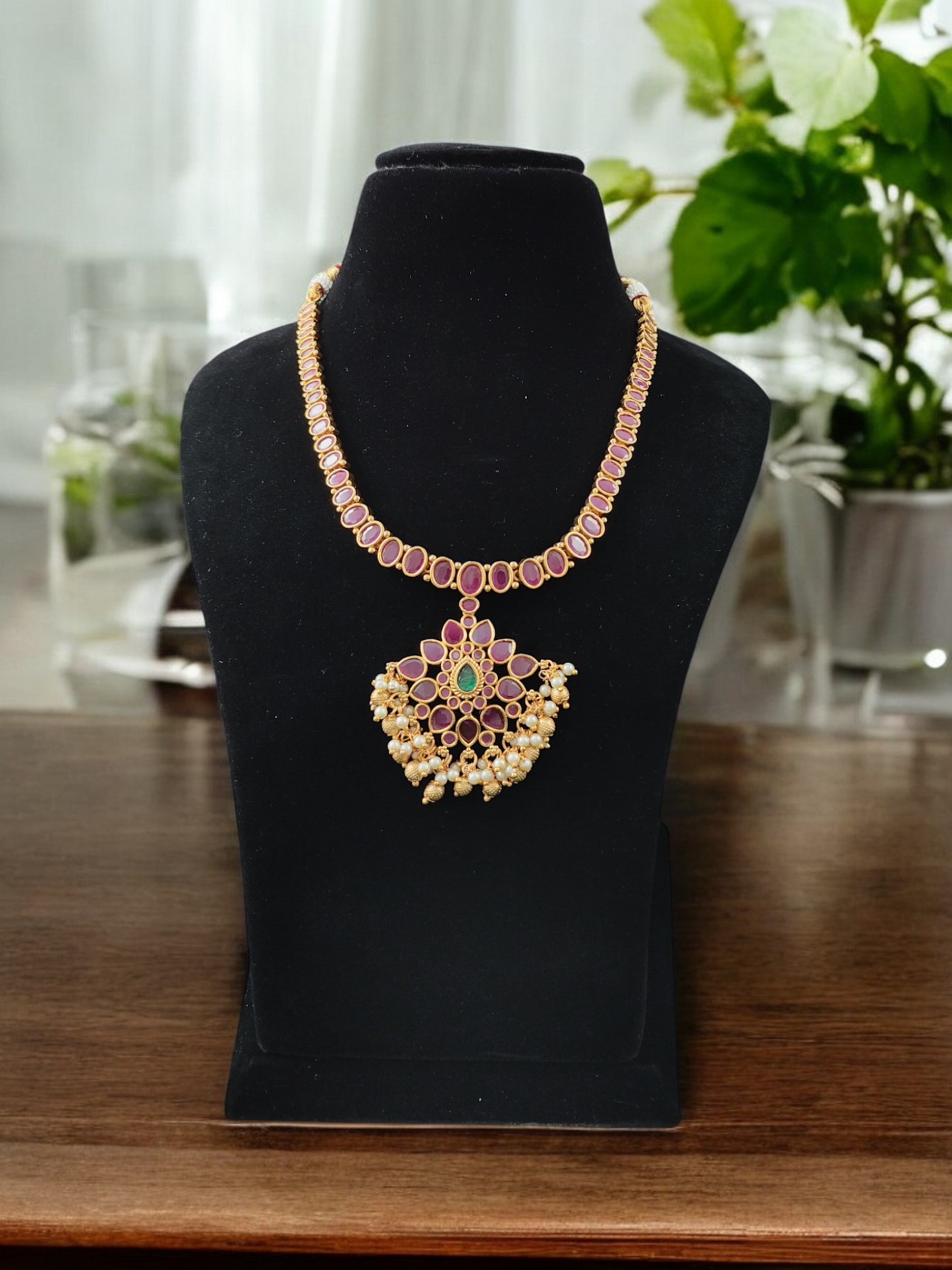 Saanvi Temple Necklace