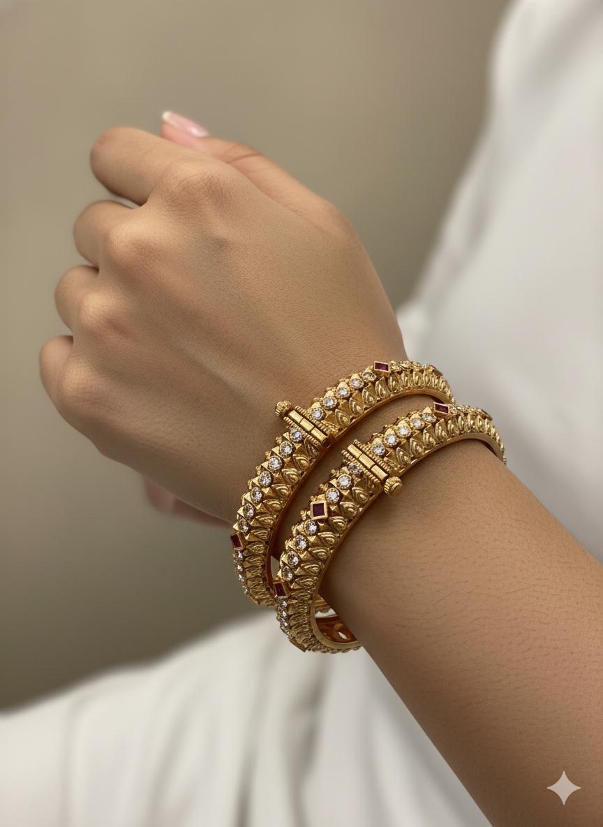 Tejaswini Temple Bangle