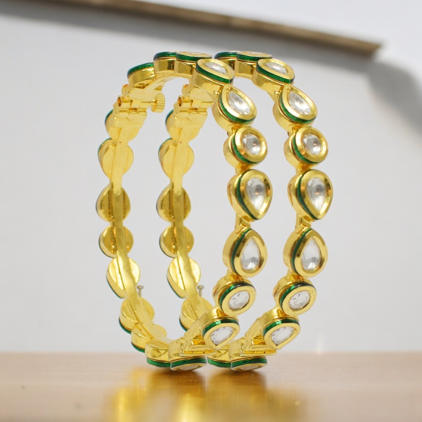 Sakshi Kundan Bangles