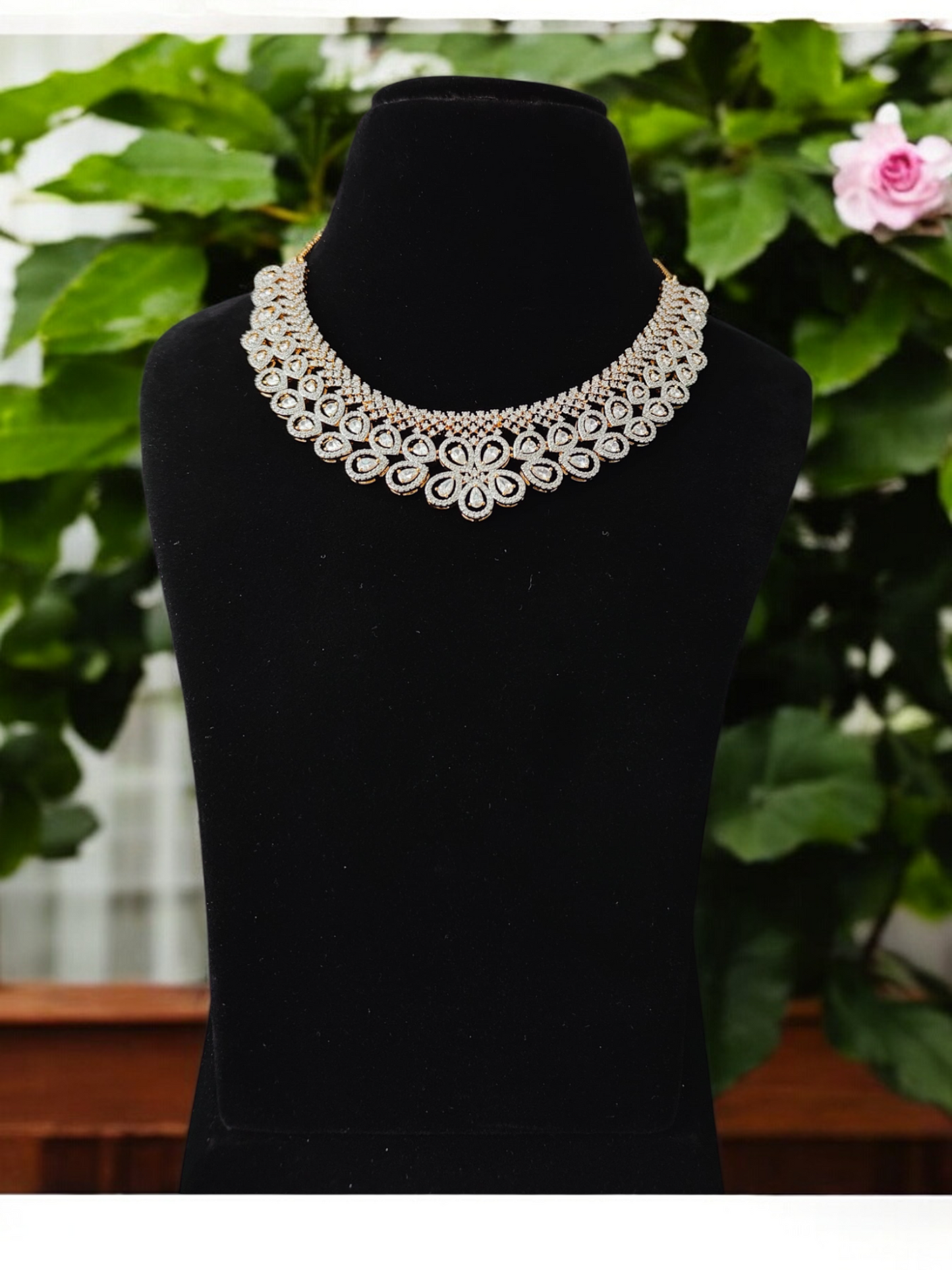 Pavitra Zircon Set