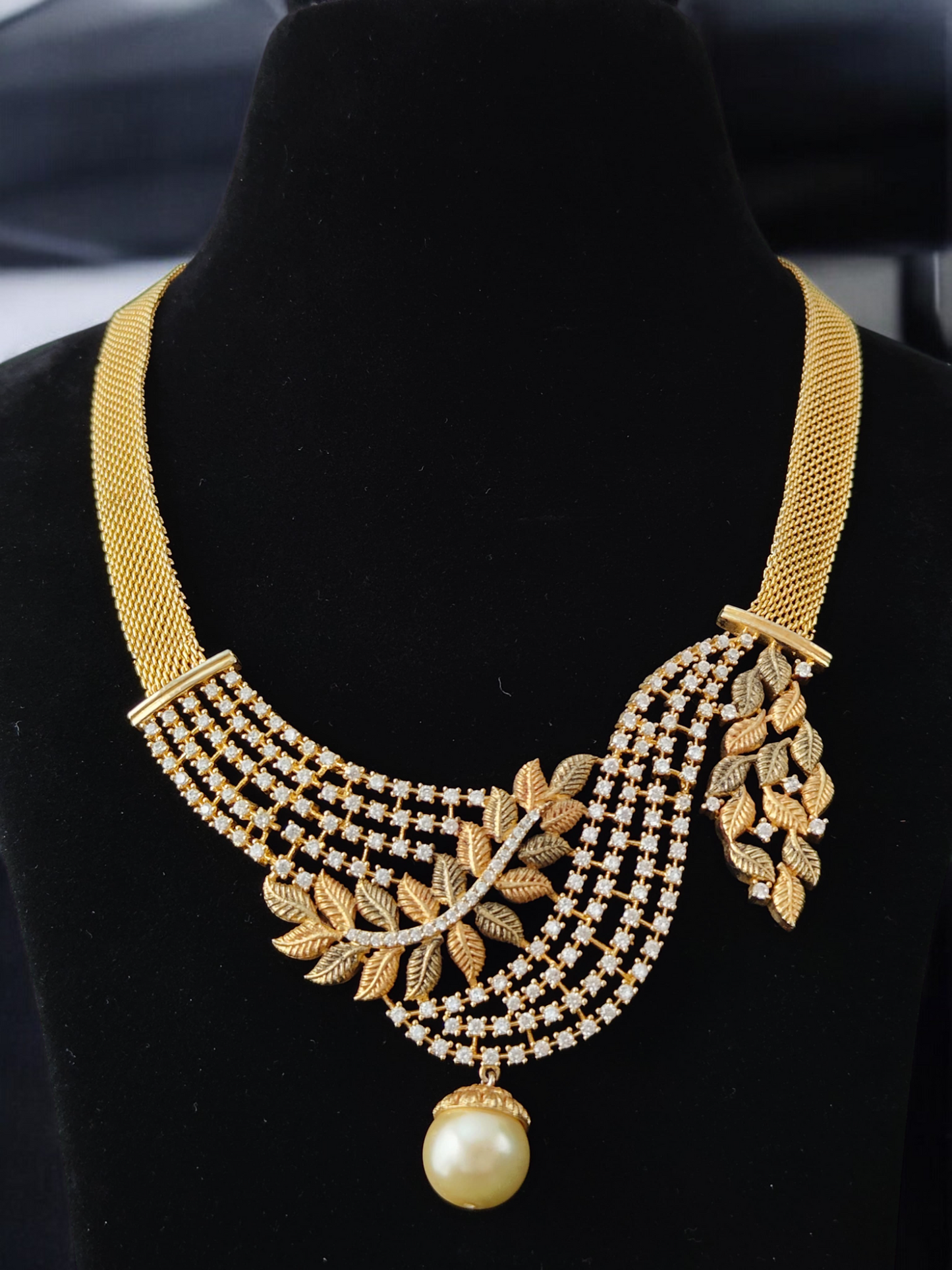 Shanaya Zircon Set