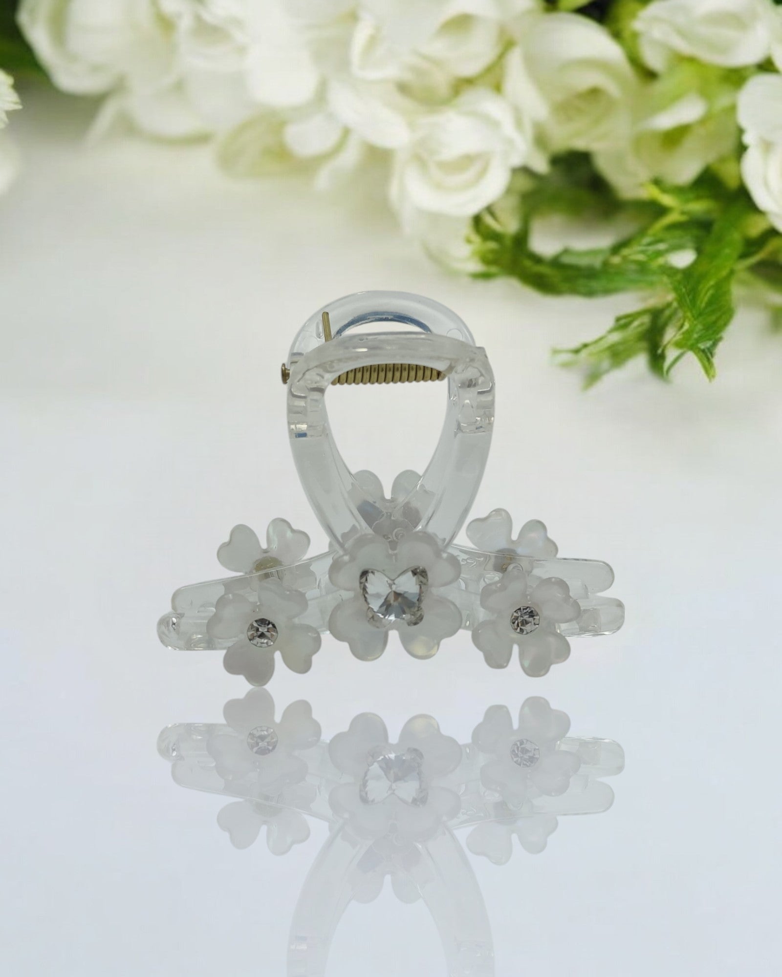 Vedika Fancy Hair Clature