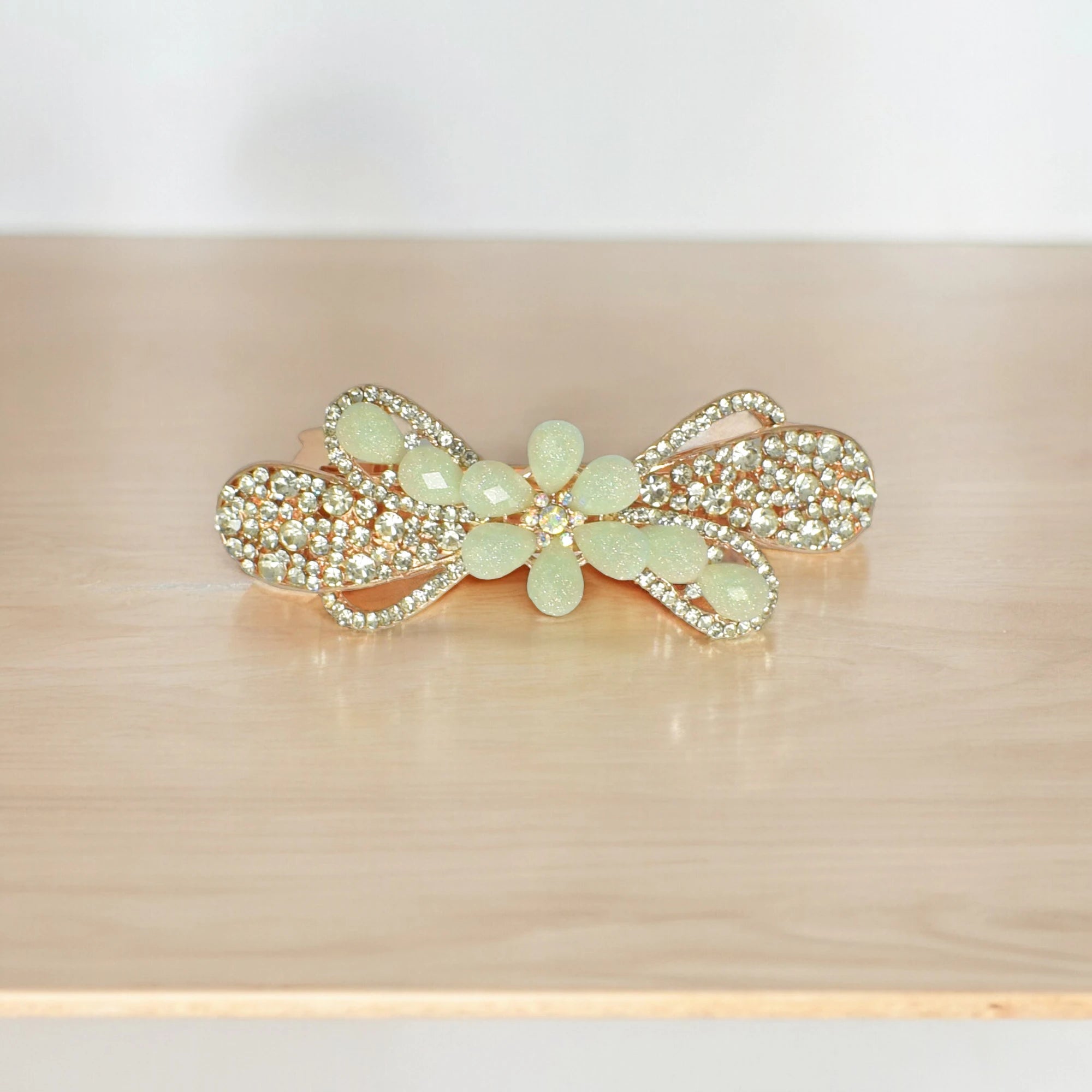 Elara Stone Clip