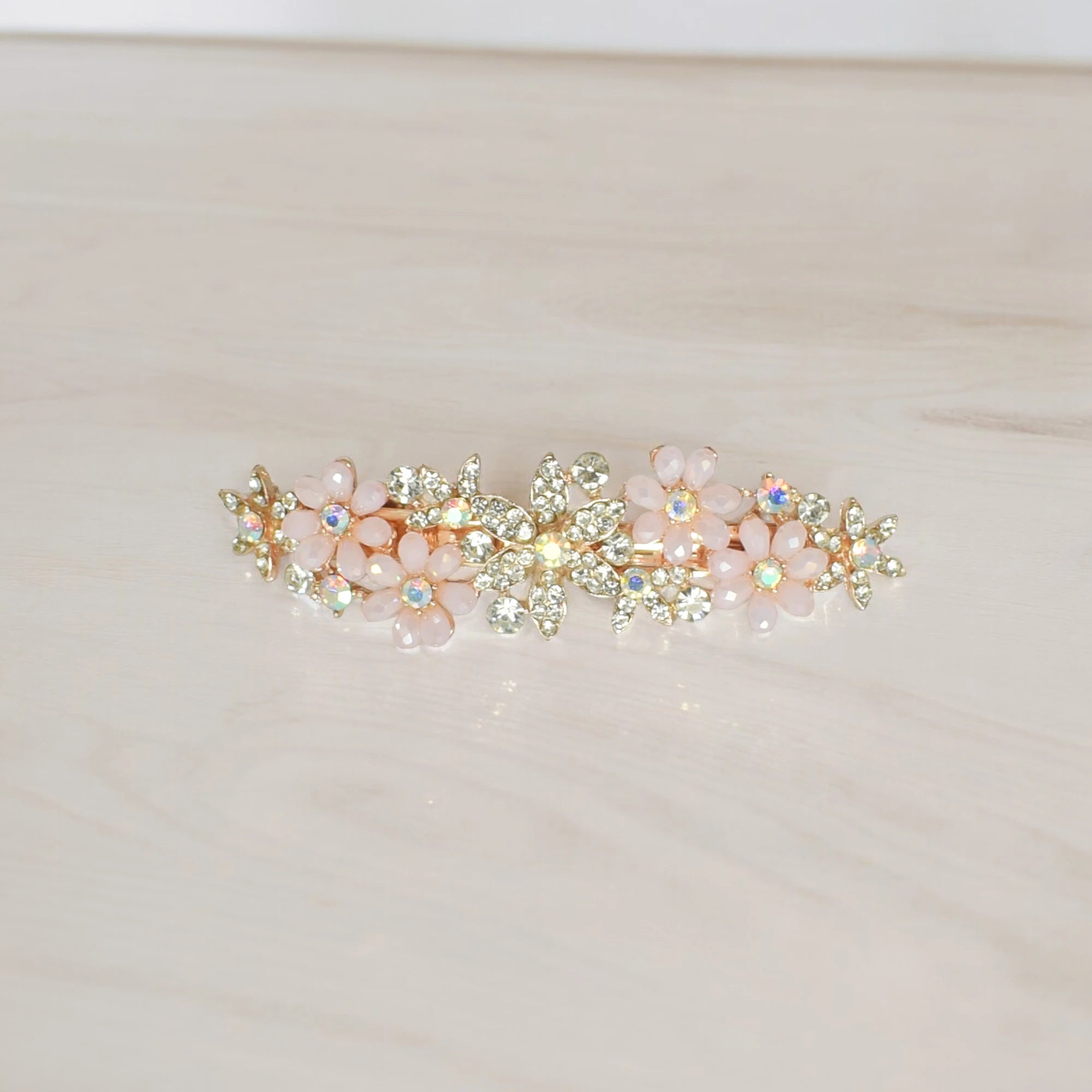 Bianca  Stone Clip