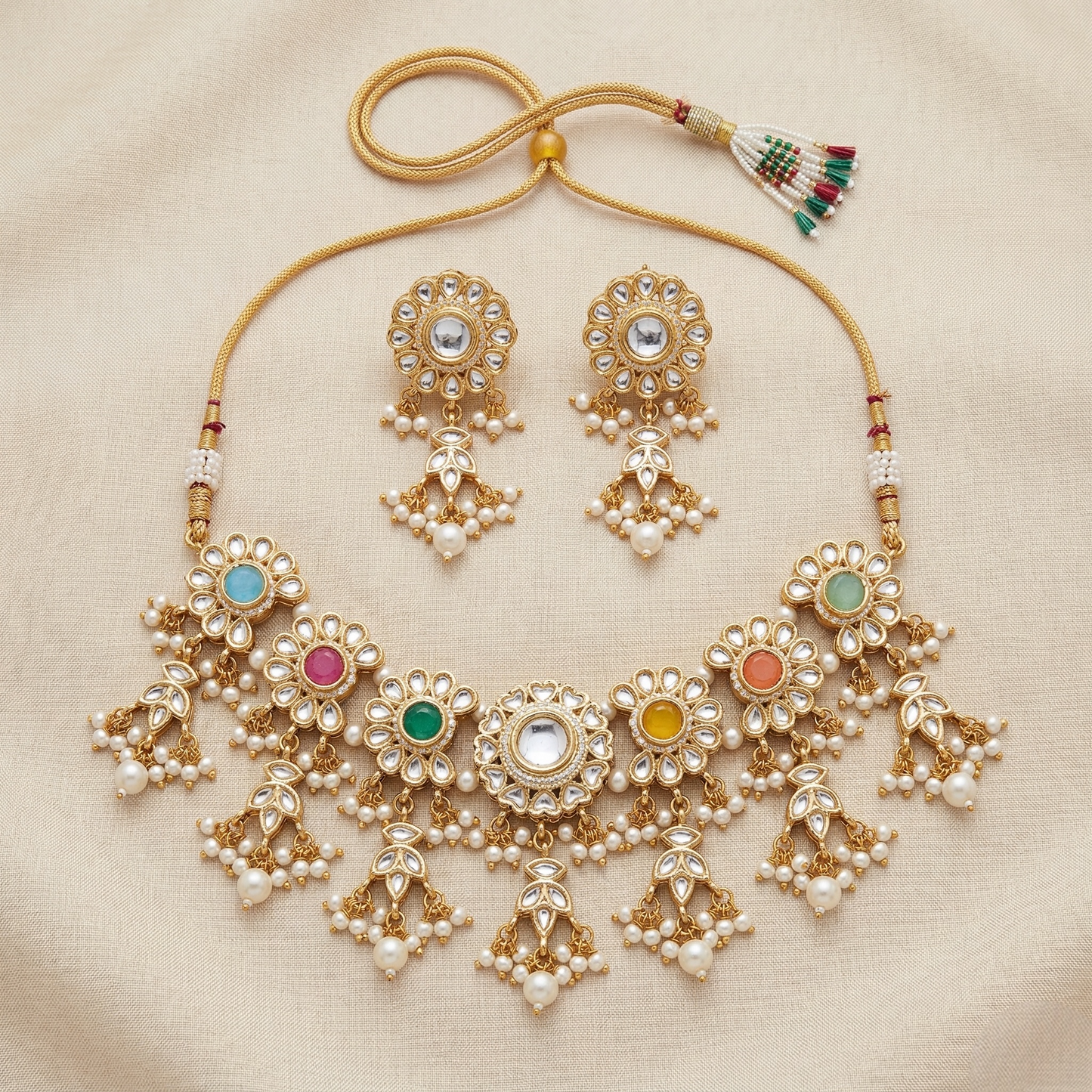 Kundan Choker