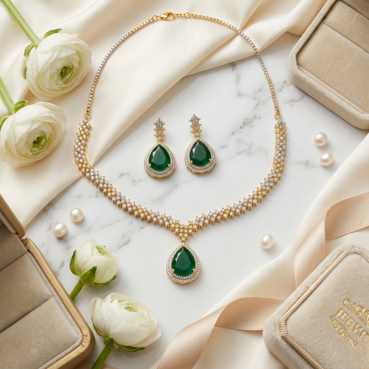 DC Necklace - E00BPJ