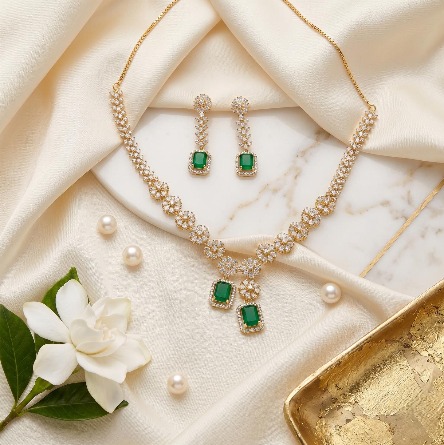 DC Necklace - E00BPK