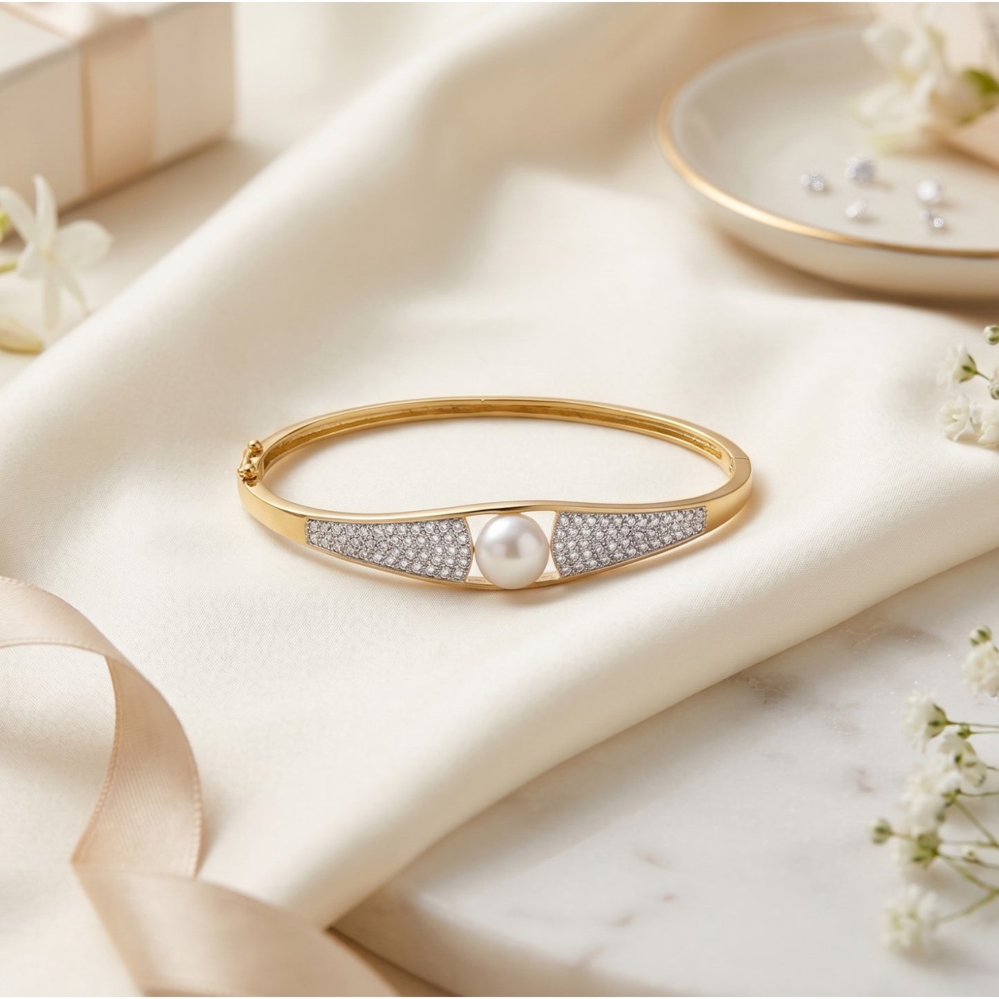 DC Bracelet - E00BQ9