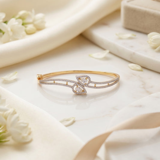 DC Bracelet - E00BQH