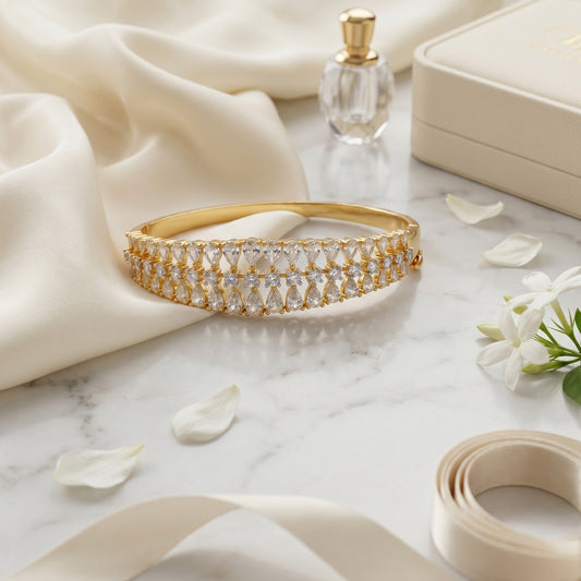 DC Bracelet - E00BQT
