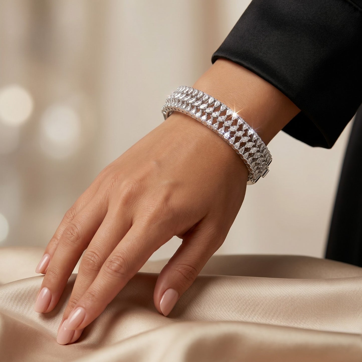 DC Bracelet - E00BQU