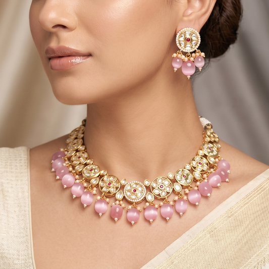 Kaavya Kundan Necklace Set