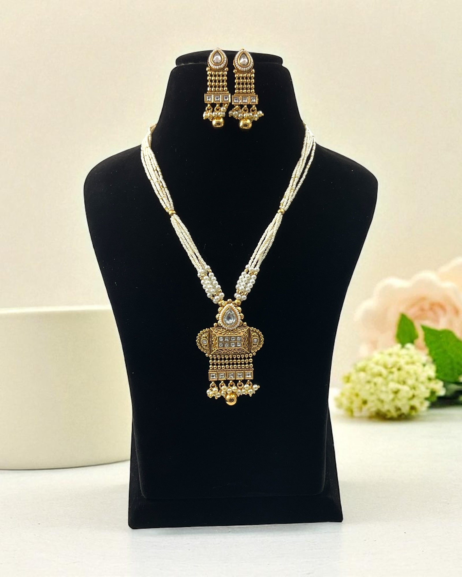 Shanaya Temple necklace