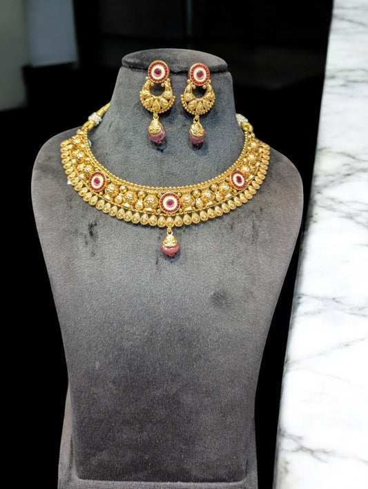 Tanishka Temple Necklace Set