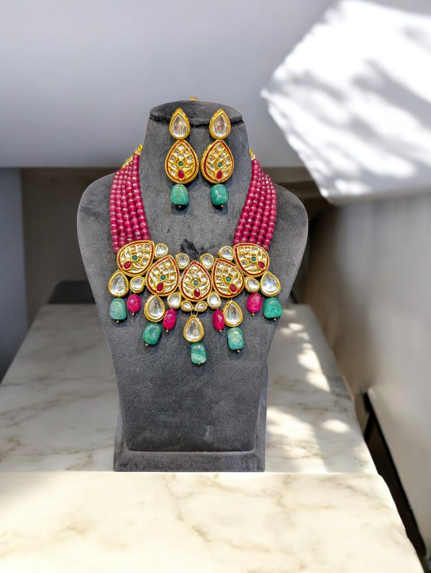 Manisha Kundan Necklace Set