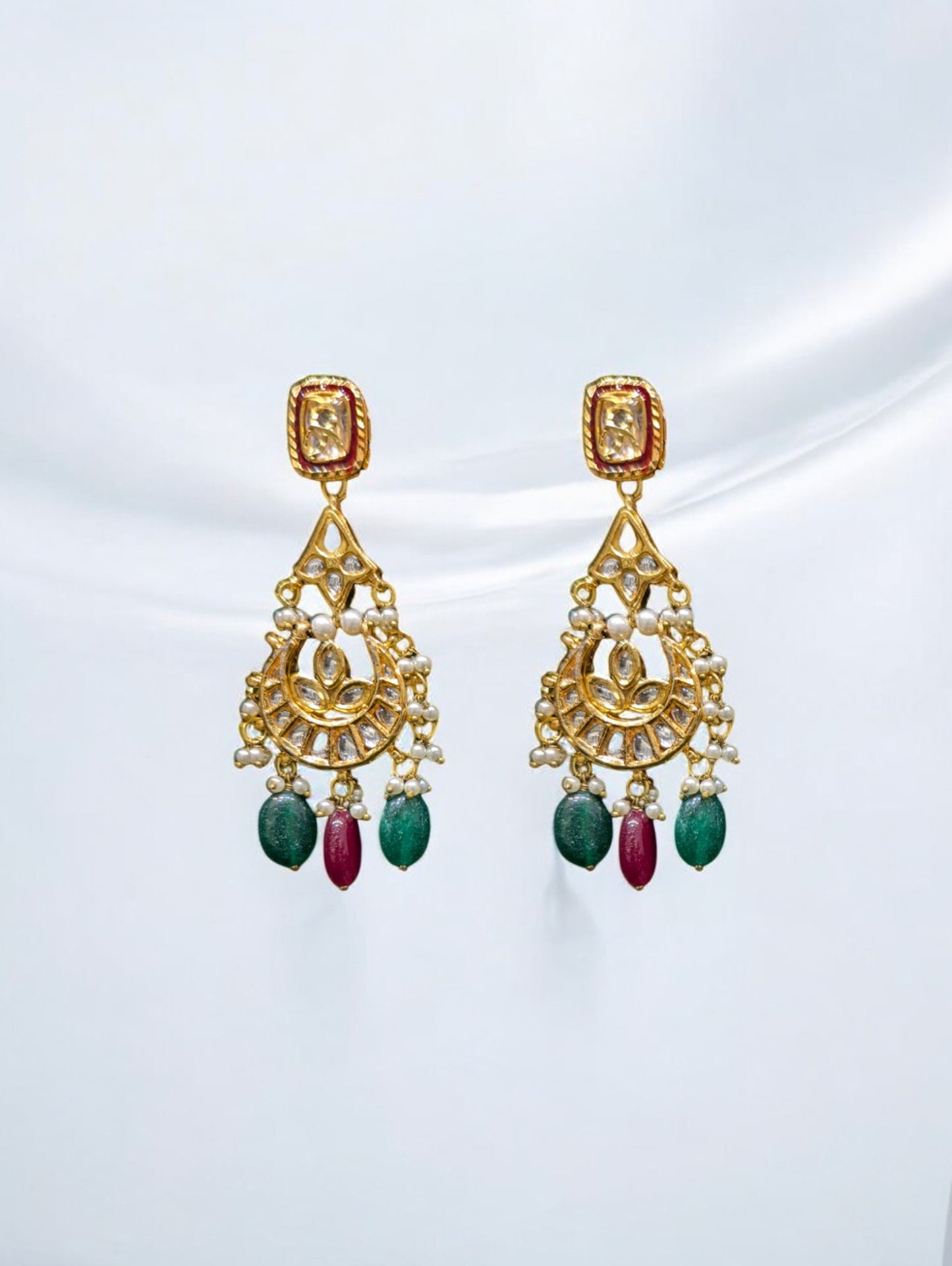 Saniya Kundan Necklace Set