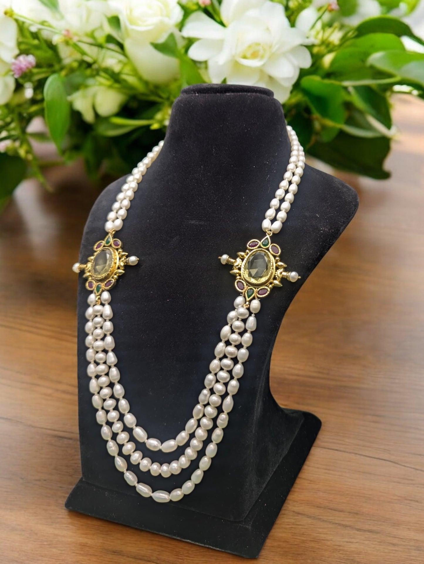 Victorian  Queen pearl Necklace